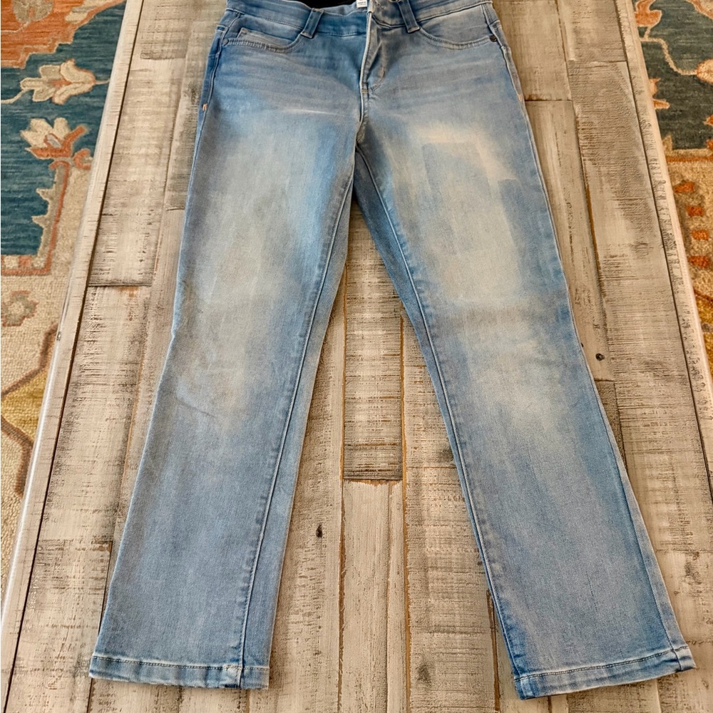 Code Bleu Women's Light Blue Straight Leg Jeans